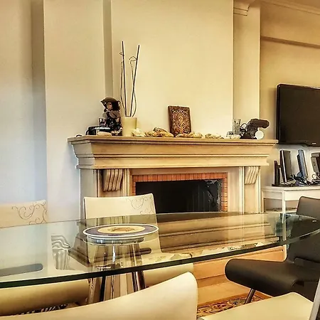 Panorama Fabulous Studio Apartment